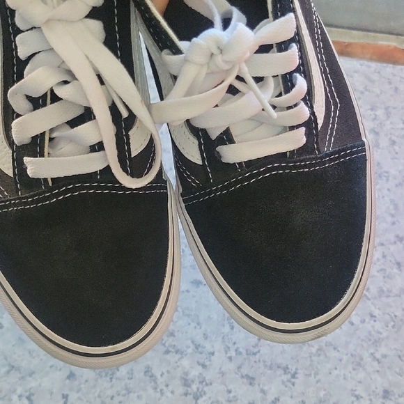 Vans Black and White Old Skool Sneakers - Picture 4 of 7